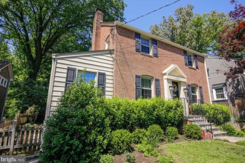 10130 Brookmoor Dr, Silver Spring, MD 20901-2712