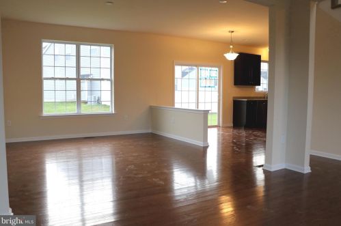 30 Stoneham Rd, Trenton NJ exterior