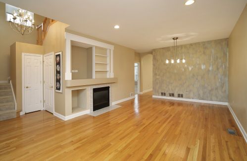 671 Central Ave, Bannockburn, IL 60015-4308