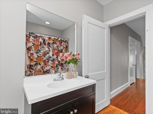 106 Jefferson Ave, Haddonfield NJ  08033-3412 exterior