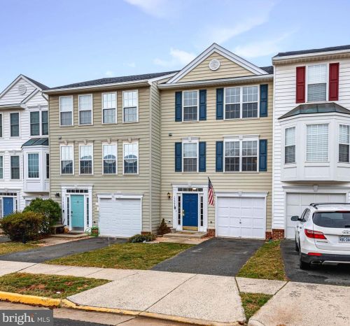 17363 Avion Sq, Round Hill, VA 20141-2492