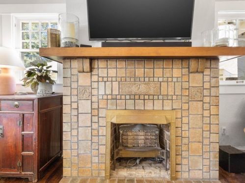 2237 6 Ave, Fort Worth TX  76110-1807 exterior