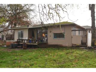 197 Sisters Ln, Roseburg OR  97471-4409 exterior