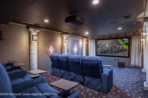 34 Barbara Ter, Middletown NJ 07748-1202 exterior