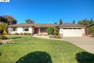 4073 Mattos Dr, Fremont, CA 94536-5006