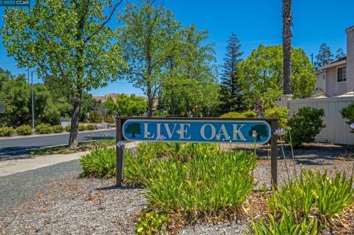 1002 Pinehurst Ct, Concord CA  94521-4532 exterior