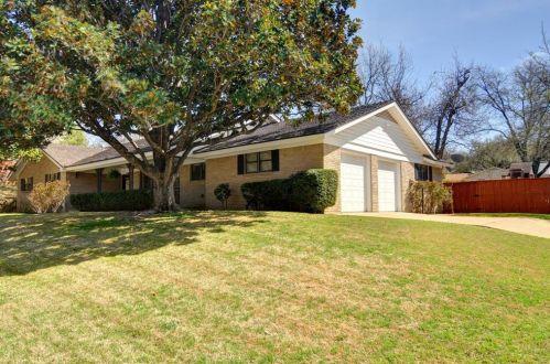 6345 Inca Rd, Fort Worth, TX 76116-2069