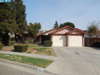 414 Hillsdale Ct, Tulare, CA 93274-8219