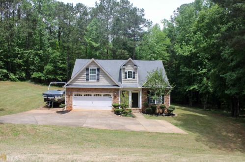 129 Montrose Way, Lagrange, GA 30240-7729