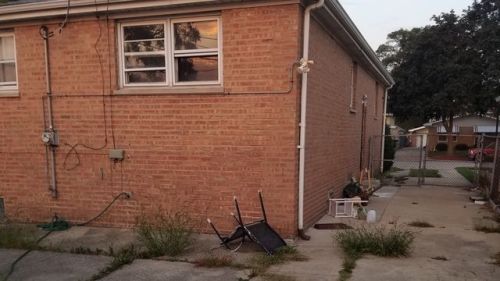 15920 Paulina St, Dixmoor, IL