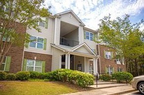 13102 Fairington Ridge Cir, Lithonia, GA 30038-5645