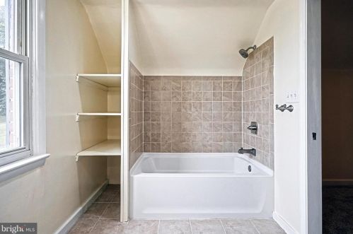 130 Baugher Dr, Hanover PA 17331-4003 exterior