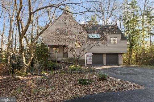 11520 Turnbridge Ln, Herndon, VA 20194-1220