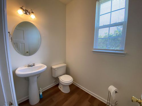 233 Chemistry Cir, Ladson SC  29456-5264 exterior