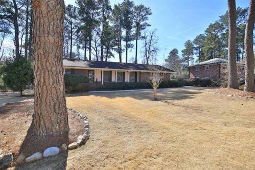 1933 Lavista Cir, Tucker, GA 30084-5408