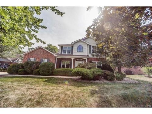 624 Meadow Lake Dr, Freeburg, IL 62243-4086