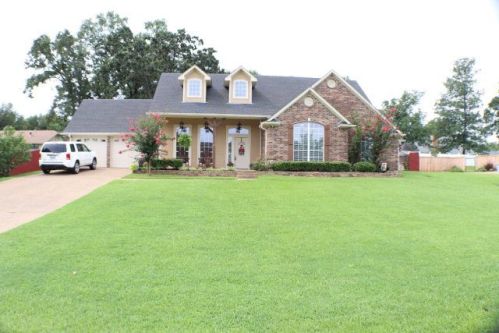 510 Susie St, Chandler, TX 75758-2324