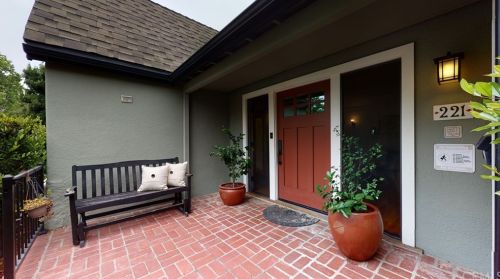 221 Laurel Ave, Arcadia, CA 91006-2516