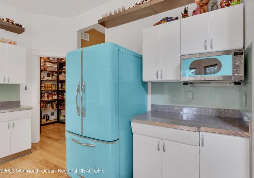 139 Cold Indian Spg Rd, Tinton Falls NJ 07712-3247 exterior