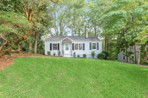 1429 Lanvale Dr, Atlanta, GA 30310-3728