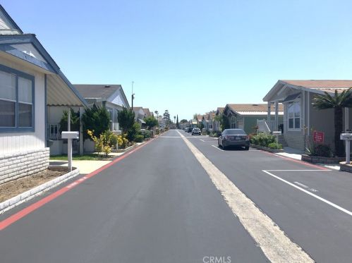 3050 Ball Rd, Anaheim CA  92804-3876 exterior