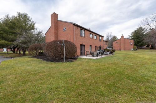 500 Darling St, Southington CT  06489-2606 exterior