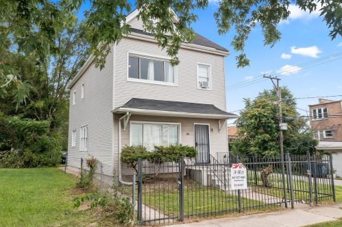 11914 Eggleston Ave, Chicago, IL 60628-5904