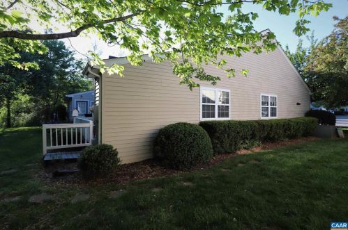 1312 Sycamore Ct, Charlottesville, VA 22901-6400