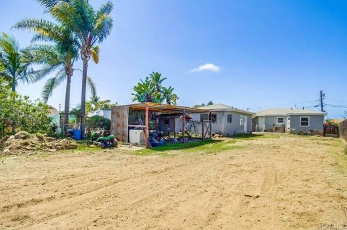 1137 Alpine Ave, Chula Vista CA  91911-3302 exterior