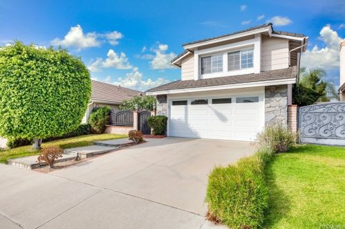 20915 Canyon Ridge Ln, Walnut, CA 91789-4060