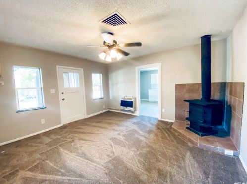 80 Main St, Leeds UT 84746-8001 exterior