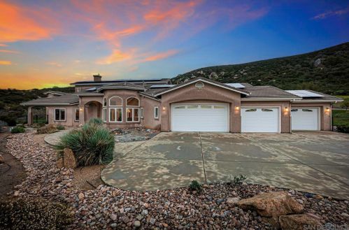 23250 Sageland Dr, Ramona, CA 92065-4099