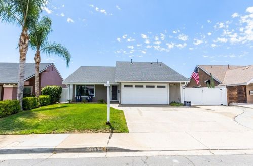 10030 Los Ranchitos Rd, Lakeside, CA 92040-2724