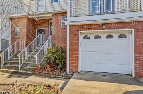 27 Grant Way, Princeton, NJ 08540-1667