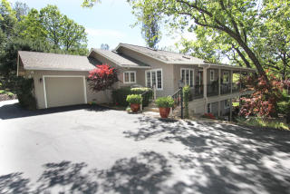 12500 Pioneer Dr, Jackson, CA 95642-9492