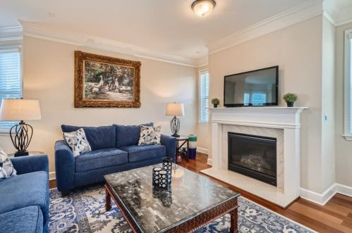 3713 Lambert Ln, Atlanta GA  30319-2164 exterior