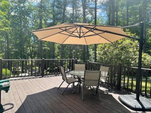 227 Barn Door Hills Rd, Granby, CT 06035-2918