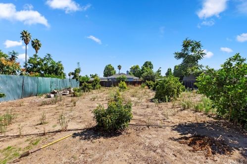 8644 Indiana Ave, Riverside CA  92504-4047 exterior