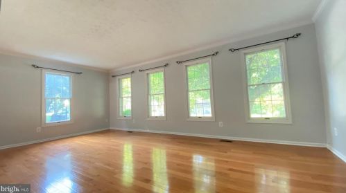 5309 Nightshade Ct, Columbia, MD 21045-2351