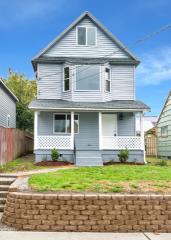 112 Harrison St, Tacoma, WA 98404-1553