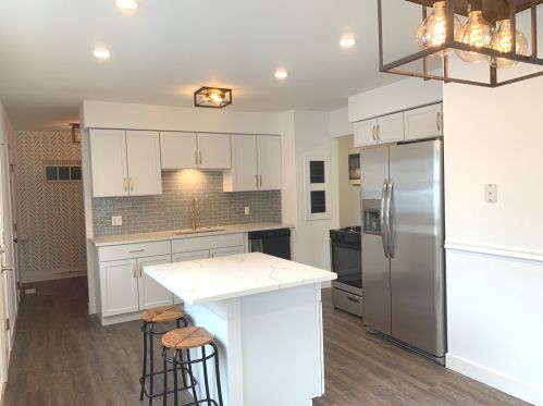 70 Paddock St, Boulder Hill, IL 60538-2413
