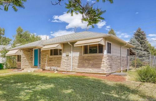 2300 Hanover St, Denver, CO 80010-1222