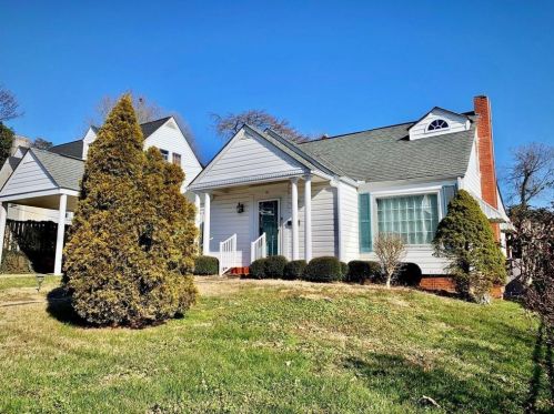 66 Delaware St, Ellijay, GA 30540-3146