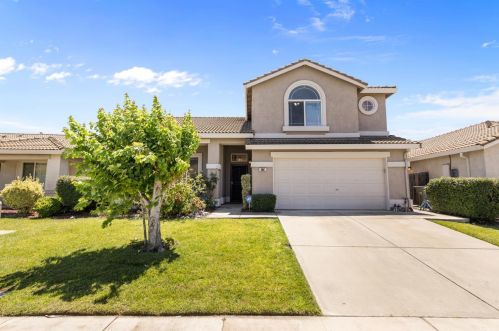 9967 Tarzo Way, Elk Grove, CA 95757-3021