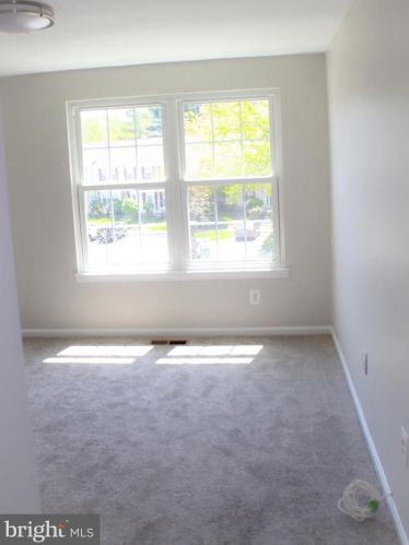 15034 Shamrock Ridge Rd, Silver Spring MD 20906-6107 exterior