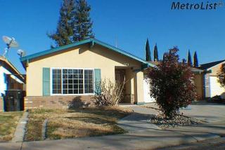 4121 Goldust Dr, Modesto, CA 95355-9533