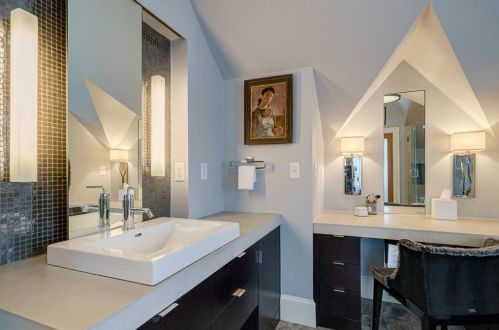 2858 Hl Dr, Atlanta GA  30305-3422 exterior