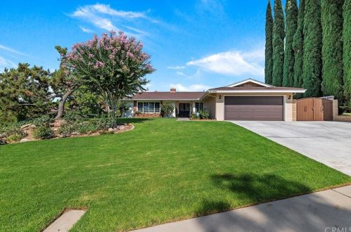 5998 Keswick Ave, Riverside, CA 92506-3743