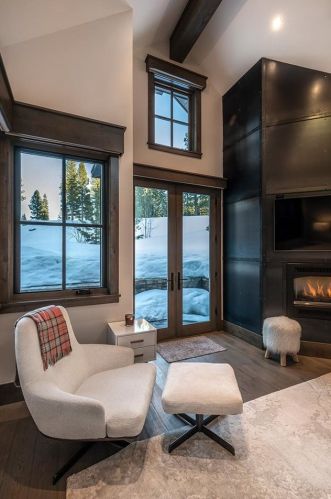 9512 Dunsmuir Way, Truckee CA exterior