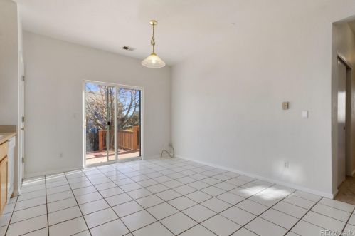 2452 Genoa Way, Aurora CO 80013-6295 exterior